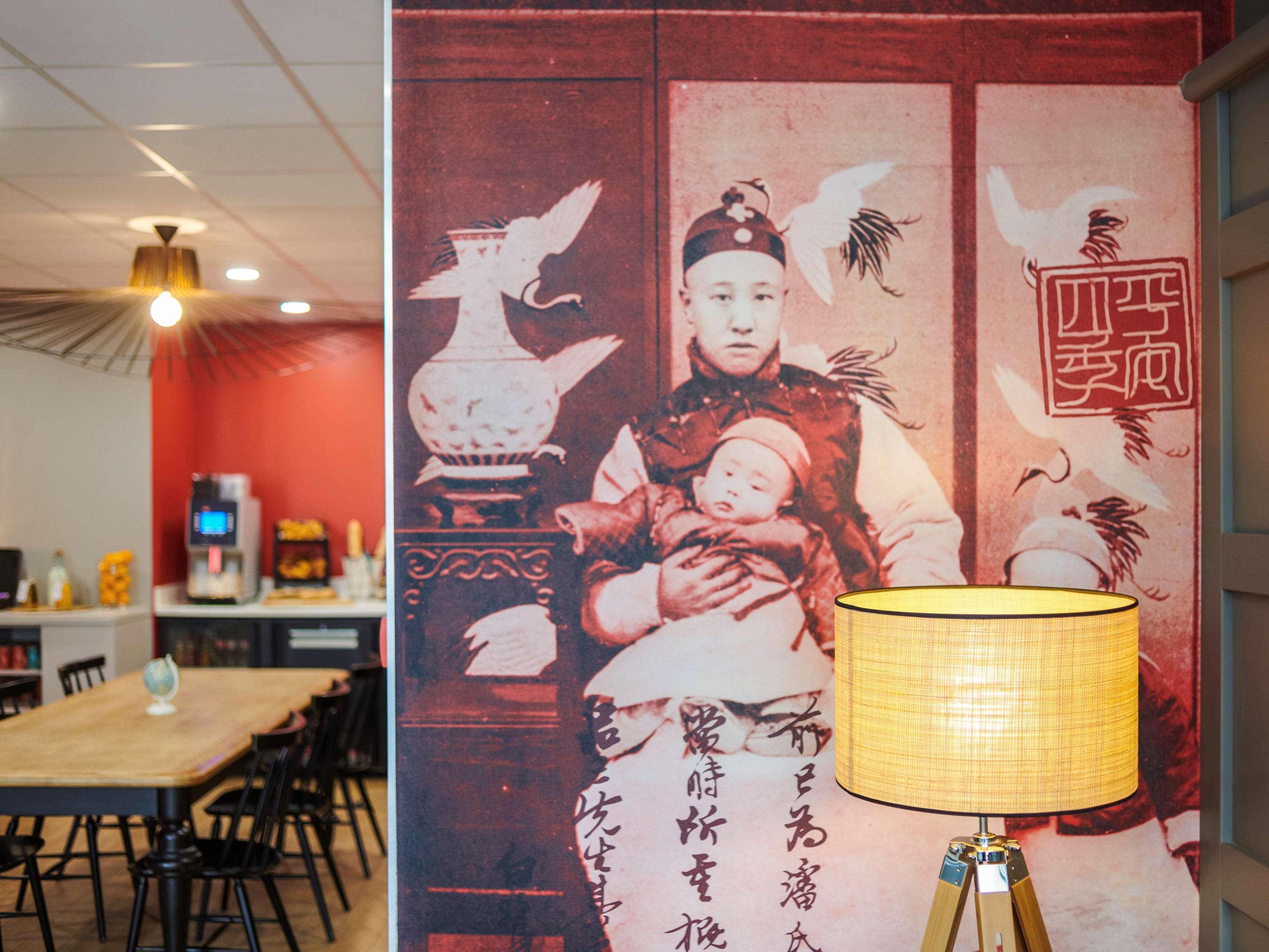 Ibis Styles Nantes Centre Place Graslin Ngoại thất bức ảnh